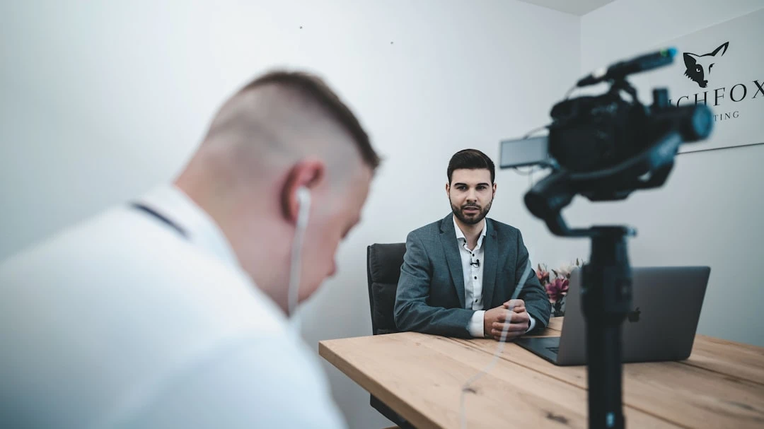 Video Interview: Tips Cho Recruiter Phỏng Vấn Online Hiệu Quả
