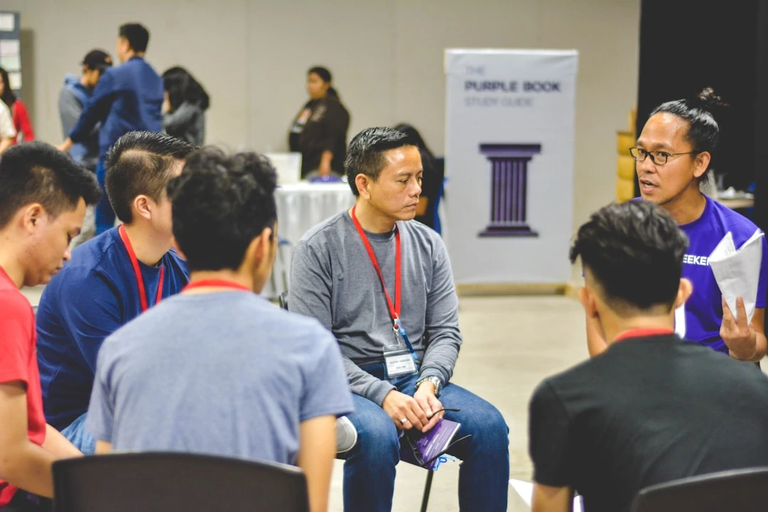 Networking Hiệu Quả: Cách Xây Dựng Mối Quan Hệ Trong Công Việc
