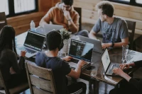 Xu hướng outsourcing và thuê ngoài nhân sự tại Việt Nam