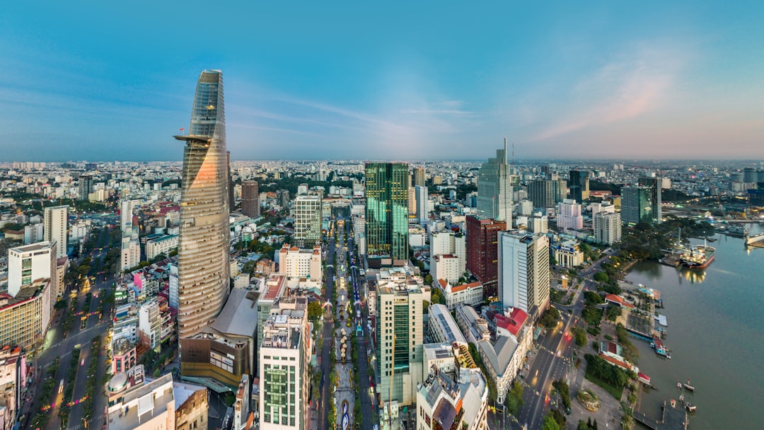 expatriate salary vietnam - tổng quan và phân tích | TalentHunter.asia